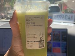 -喜茶(上海奉贤宝龙店)