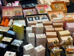 -广州周大福金融中心