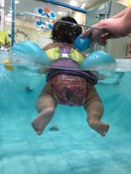 -蓝色海林婴幼儿水育馆(新辰里学清路店)