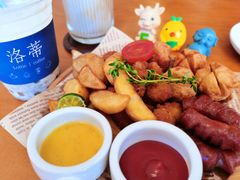 -洛蒂·咖啡与轻食
