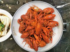 -指爱龙虾(金杨路总店)