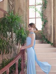 -城市花园婚纱摄影