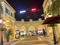 -佛罗伦萨小镇广佛名品奥特莱斯(疏港路店)