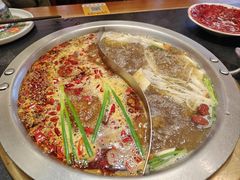 -沸炉重庆老火锅(军事博物馆店)