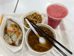 -浦东图书馆读者餐厅