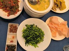 -御沪沪味园.融合菜.海鲜(斜土路店)