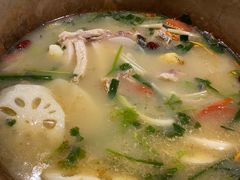 -抚仙湖生态石锅鱼野生菌(告庄店)