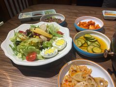 -明洞阿姨·韩式酱蟹烤肉·创意料理(三元桥店)