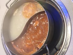 -钢管厂五区小郡肝串串香火锅(人民广场店)