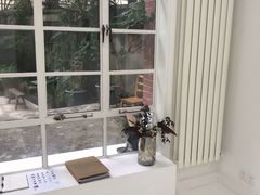 -胶囊画廊