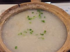 -新大咀港式茶餐厅(宝山万达店)