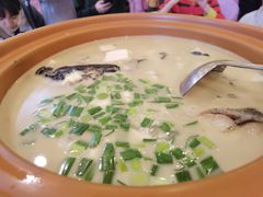 -侬佳蒸菜馆(听潮店)