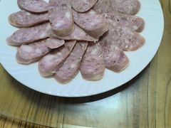 -溢心园香河肉饼总店