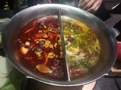双拼锅底-湊湊火锅·茶憩(新中关购物中心店)