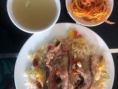 -特丰抓饭(莱茵庄园店)