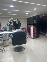 -乾健·烫染·接发SALON