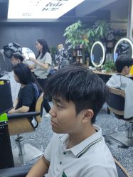 -藤野造型专业烫染接发