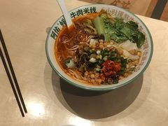 -瑞虹新天地月亮湾