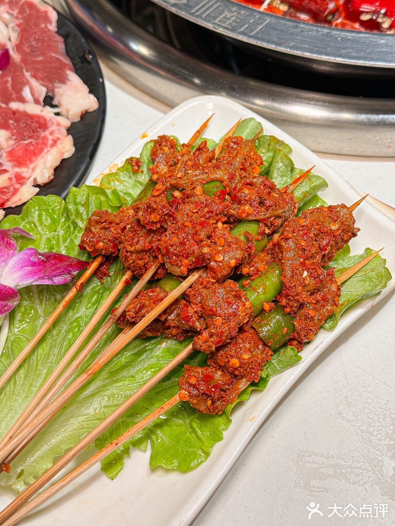 成都人都爱吃的老火锅，果真香的很！