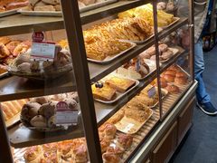 面包甜点陈列柜-山崎面包(静安久光店)