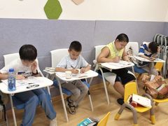 -瑞丁熊原版阅读(大华校区)