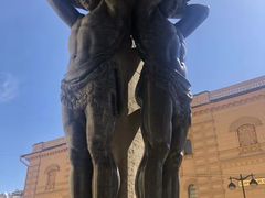 -滴血救世主教堂