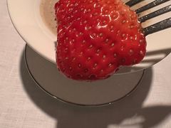 -罗宾斯牛排馆(重庆丽晶酒店)