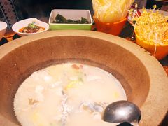 -咕嘟草帽鱼·牛奶一样的鲜鱼汤(包河万达广场创始店)