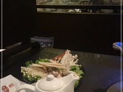 -湊湊火锅·茶憩(新中关购物中心店)