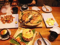 傣味菠萝饭-云海肴·汽锅鸡·云南菜(天津国金汇店)