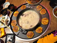 -三人行骨头王火锅(长寿店)
