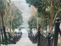 -华凌山庄·隐湖栖