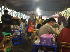 大堂-小辣椒汤锅烧烤(温泉南街店)