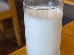 全脂牛奶-咖啡厅自助餐厅(贵阳中天凯悦酒店)