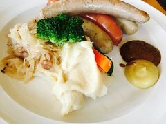 -LENBACH兰巴赫西餐啤酒坊(大连星海广场店)