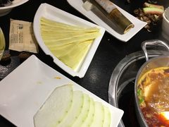 -重庆小天鹅火锅(中商广场店)