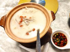 猪肚煲鸡-老广酒楼(樱花店)
