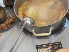 -喃喃椰·糟粕醋·椰子鸡火锅(七堡花园店)