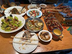 -喝丢一只鞋海鲜烧烤(市场店)