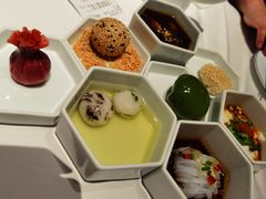 秦淮八艳美味小吃-民国红公馆·秦淮八艳(夫子庙店)