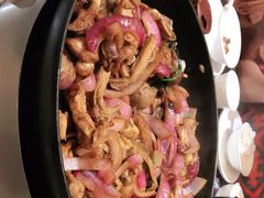 -胡须佬鸡煲四季火锅店(石厦西村直营店)