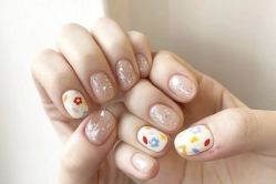 -悦指间美甲美睫