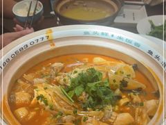 -魏铭鱼头捞饭(晋阳路店)