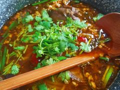 牛肉小锅米线-木及咖啡