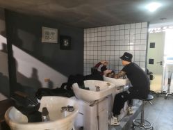 -MOVAN  HAIR莫凡匠人发型屋