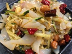 东北大拉皮-炮爷东北铁锅炖(棠安路店)