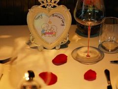 -弦月窗LUNETTE BY AMANDA(复兴路店)