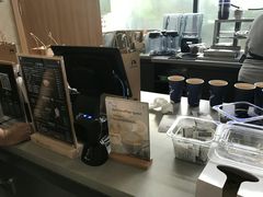-瑞幸咖啡(经四路万达写字楼店)