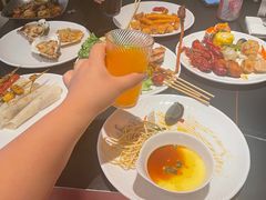 -涨巢·潮玩水疗局