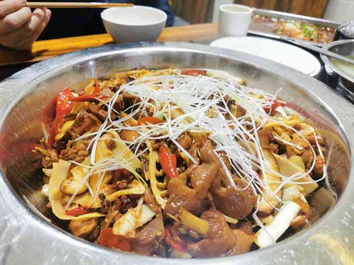 弓虽昌焖烧鸡大竹林店